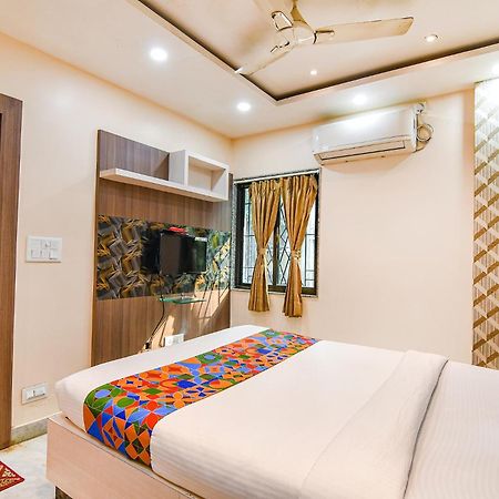 Fabexpress Scholer Motel Kolkata Exterior photo