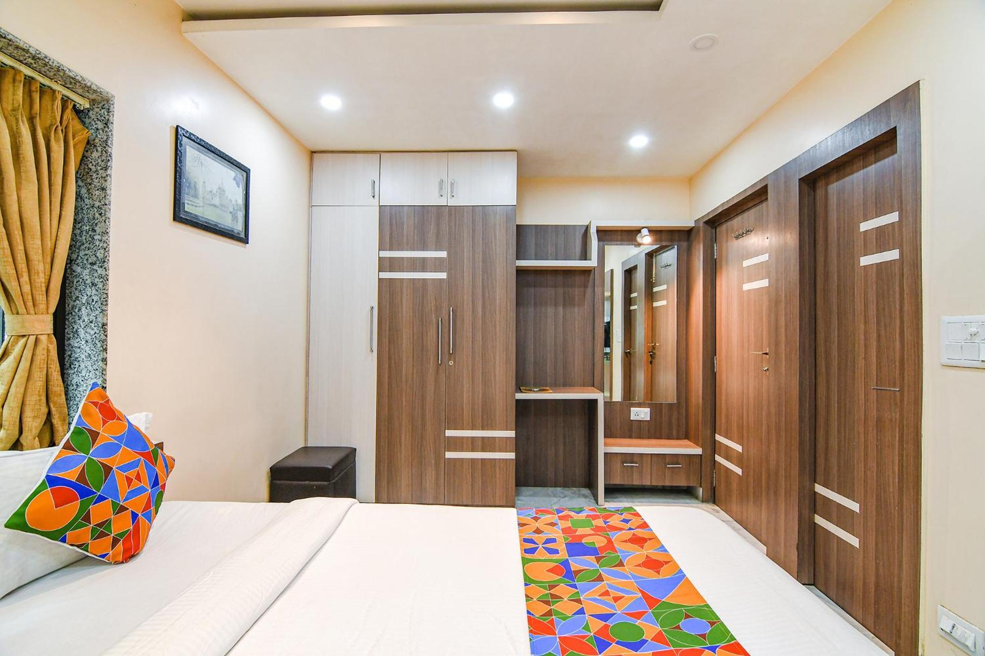 Fabexpress Scholer Motel Kolkata Exterior photo
