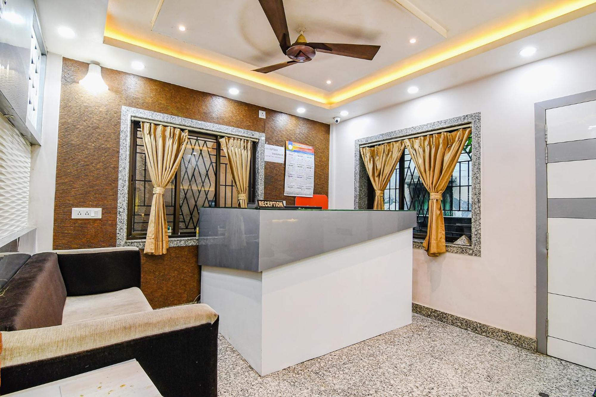 Fabexpress Scholer Motel Kolkata Exterior photo