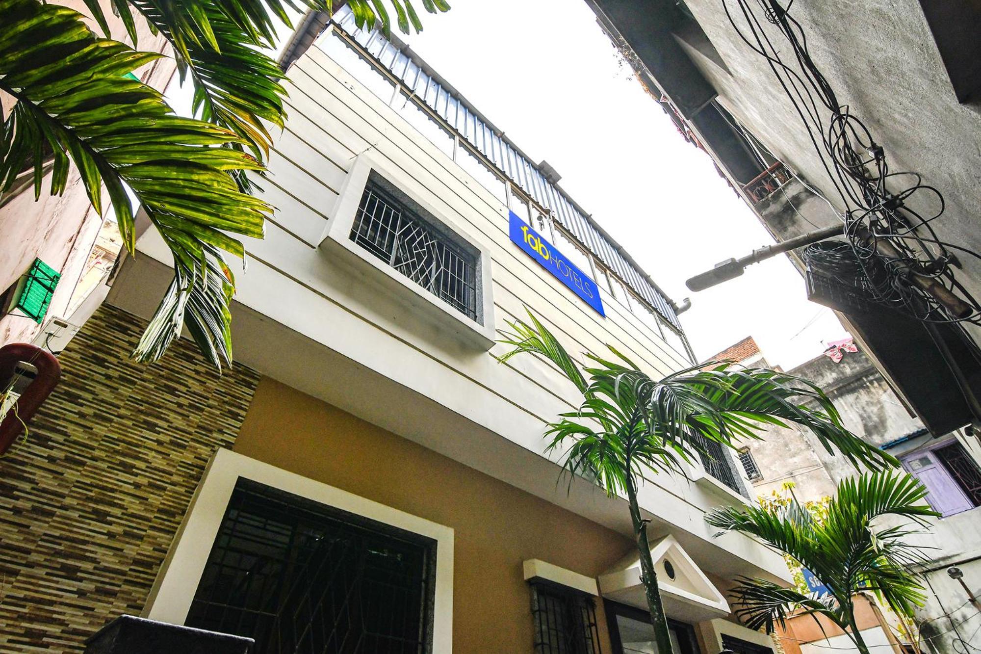 Fabexpress Scholer Motel Kolkata Exterior photo